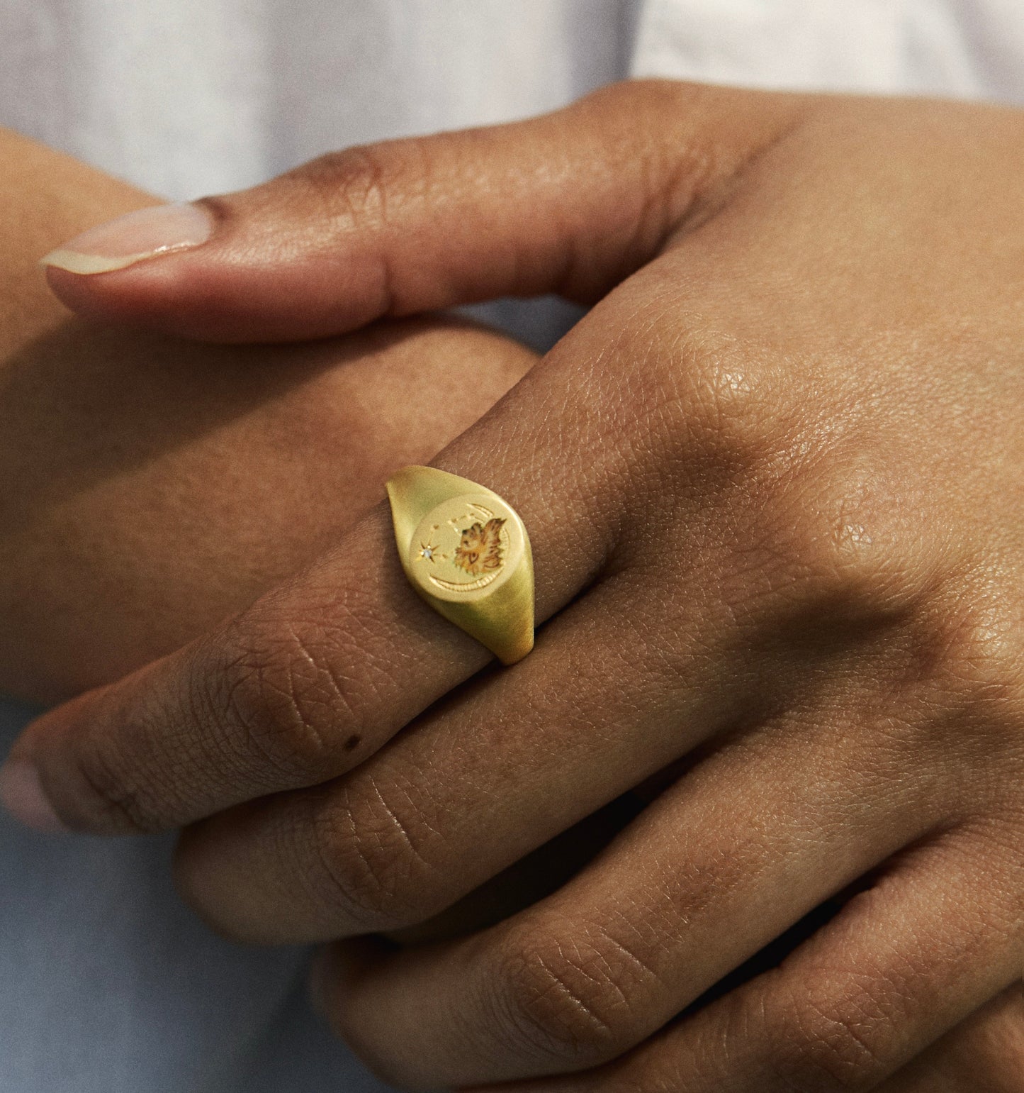 Leo Ring