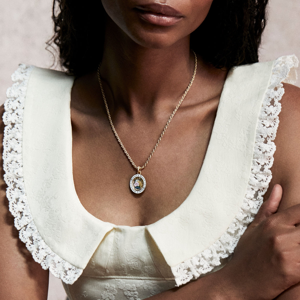 Wildness & Freedom Posy Medallion